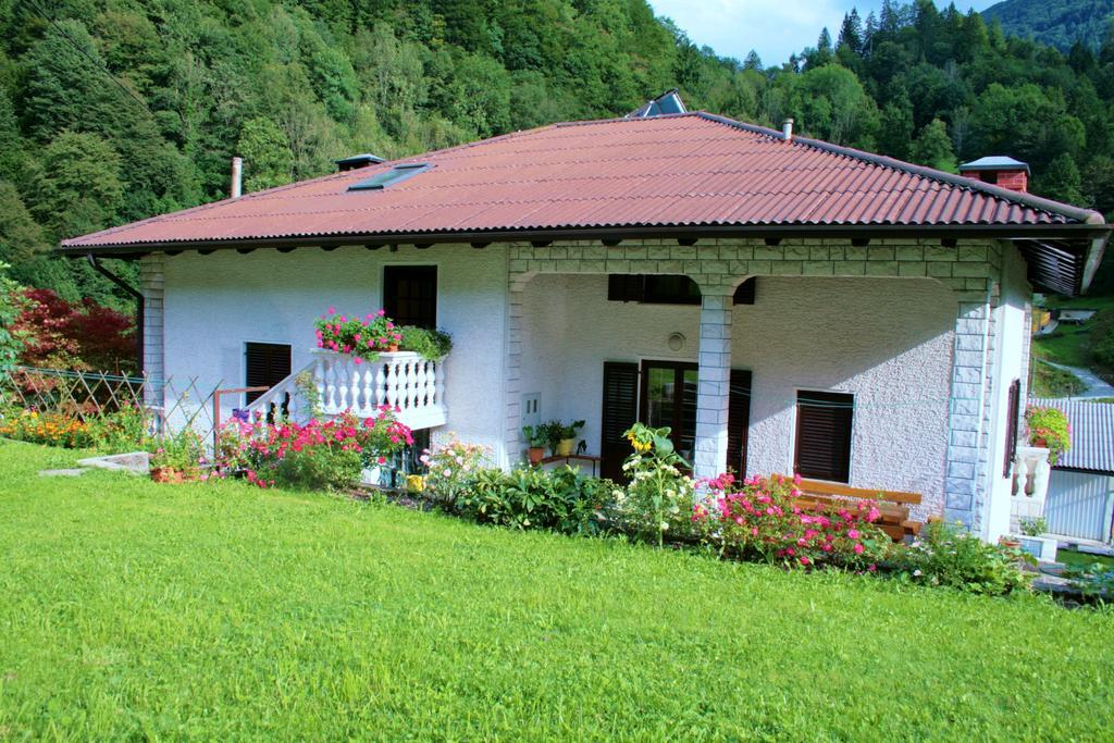 Rooms With Shared Kitchen Zver, Great For Hikers Hudajuzna Kültér fotó